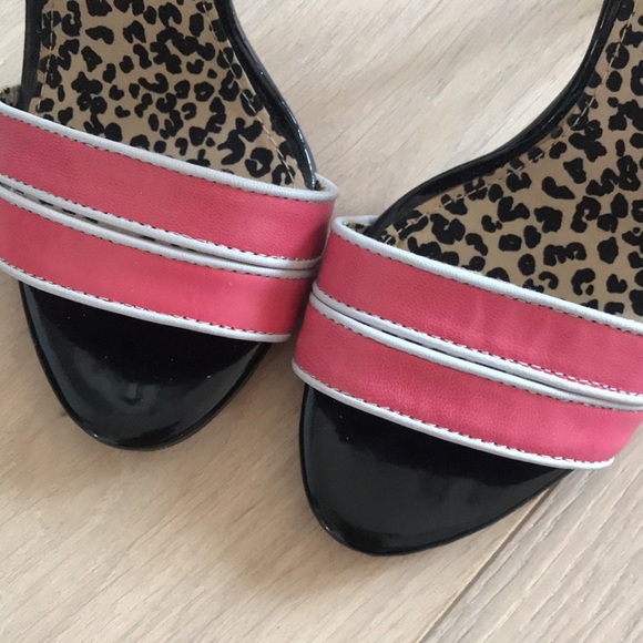 Jessica Simpson Sandals - Picture 4 of 9